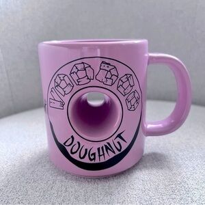 💙Voo Doo Donuts Portland, Oregon pink ceramic mug